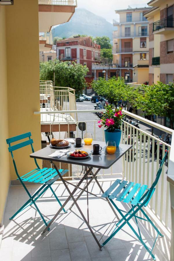 Delle Rose Inn Пьяно-ди-Сорренто Экстерьер фото